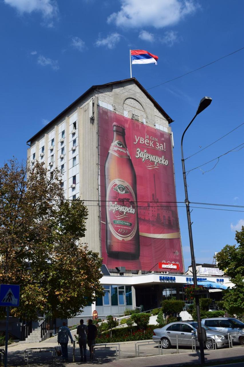 Hotel "Srbija Tis" Zaječar Exteriör bild